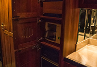 Coach Interior Image 009 thumb