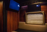 Coach Interior Image 019 thumb